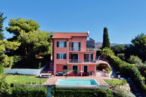 Villa a Camporosso, Imperia, Camporosso - € 1.350.000 | Ref: F216 - foto 2