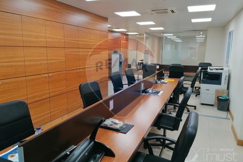 Erhvervsejendom i Amadora, Lisbon, Amadora - € 380.000 | Ref: 122291144-1 - foto 2