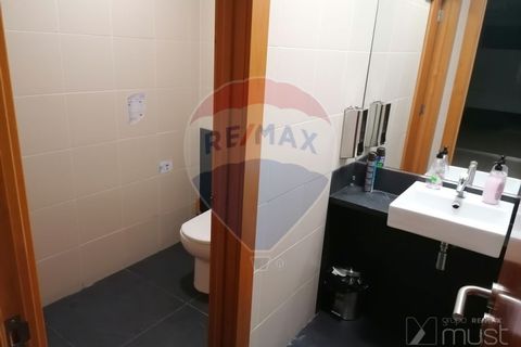 Erhvervsejendom i Amadora, Lisbon, Amadora - € 380.000 | Ref: 122291144-1 - foto 14