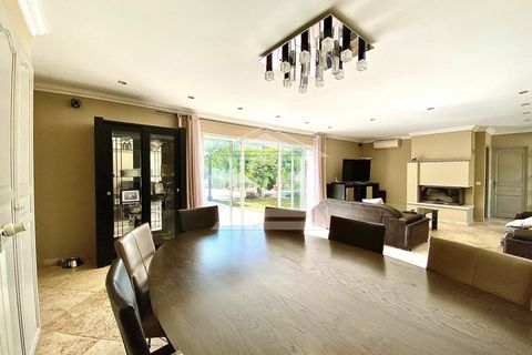 Villa i Montauroux, Var, Montauroux - € 1.200.000 | Ref: 5658840 - foto 6