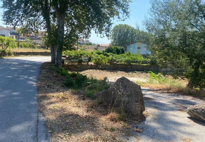 Helårsgrund i Amarante, Porto, Amarante - € 35.000 | Ref: 842 - foto 1