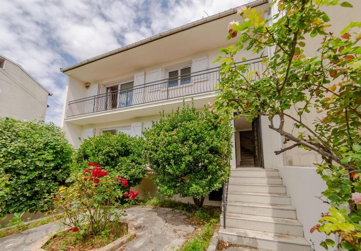 Villa a Drancy, Seine-Saint-Denis, Drancy - € 690.000 | Ref: A3866 - foto 1