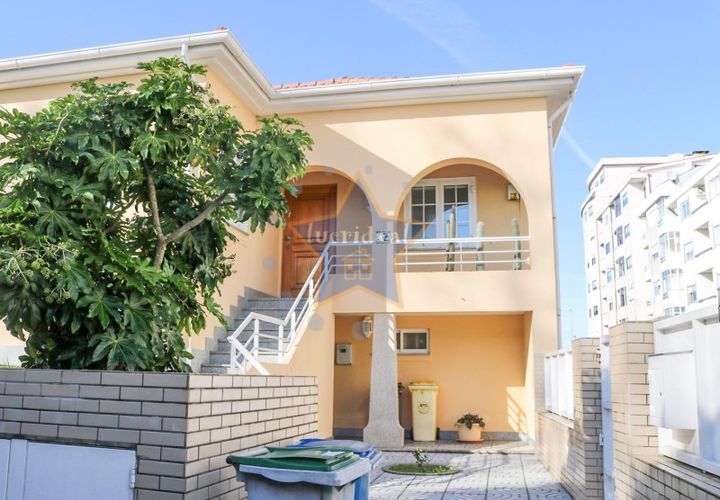 Villa i Maia, Porto, Maia - € 590.000 | Ref: 5356/20 - foto 1