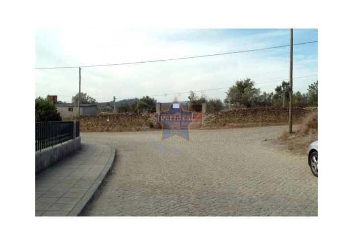 Helårsgrund i Penafiel, Porto, Penafiel - € 110.000 | Ref: 1893/10 - foto 1