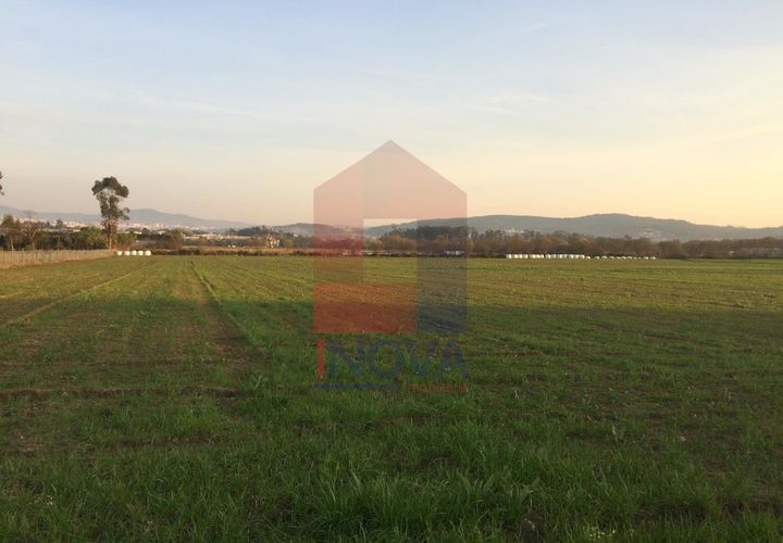 Helårsgrund i Vila Verde, Braga, Vila Verde - € 300.000 | Ref: 05413 - foto 1