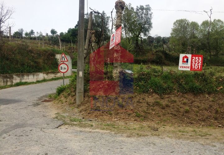 Helårsgrund i Vila Verde, Braga, Vila Verde - € 17.000 | Ref: 06273 - foto 1