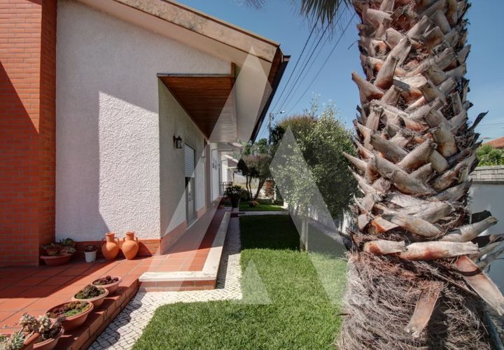 Villa i Agueda, Aveiro, Agueda - € 540 000 | Ref: 1050759/21 OB - foto 1