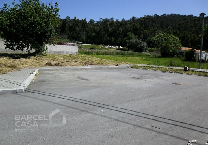 Tomt i Campo e Tamel, Braga, Campo e Tamel - € 130 000 | Ref: 171/13 - foto 1