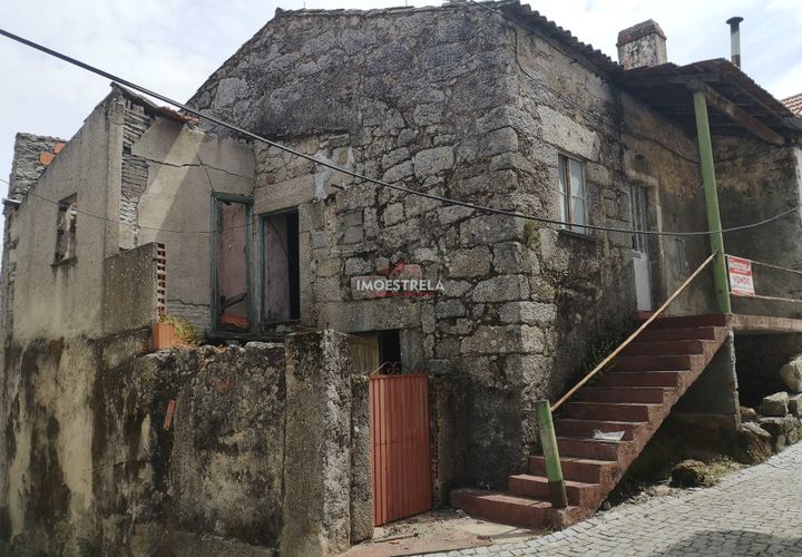 Villa i Seia, Guarda, Seia - € 12.000 | Ref: 20026 - foto 1