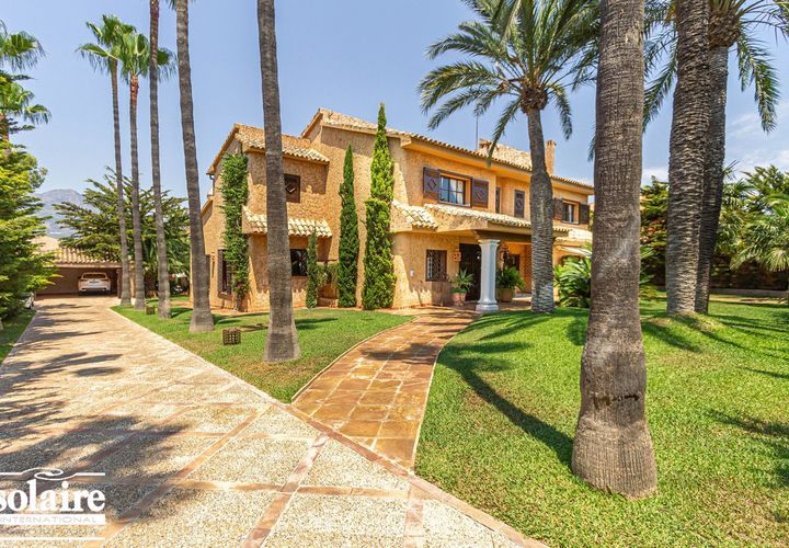 Villa i Benidorm, Alicante, Benidorm - € 2.000.000 | Ref: CHA1301 - foto 1