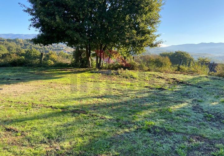 Helårsgrund i Arcos de Valdevez, Viana do Castelo, Arcos de Valdevez - € 80.000 | Ref: AVV-1934-JC-1021 - foto 1
