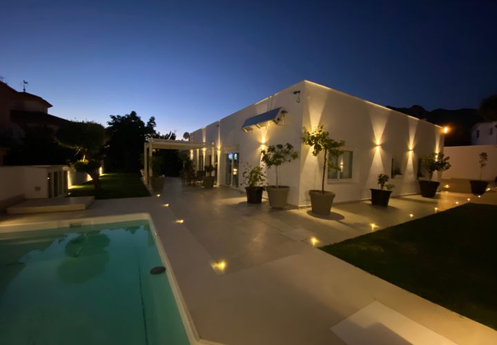 Villa a Marbella, Malaga, Marbella - € 999.950 | Ref: APIA-ROVM-921 - foto 1