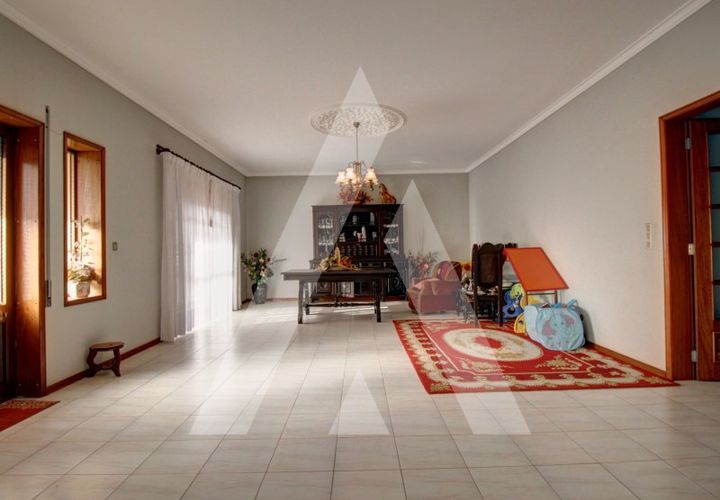 Villa i Fermentelos, Aveiro, Fermentelos - € 400.000 | Ref: 1050804/21 OB - foto 1