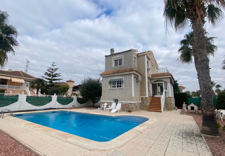 Villa i Orihuela, Alicante, Orihuela - € 350.000 | Ref: 1271 - foto 1