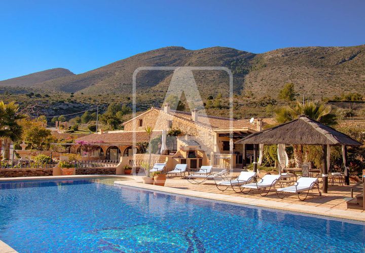 Finca i Benissa, Alicante, Benissa - € 1.250.000 | Ref: VBS0257 - foto 1