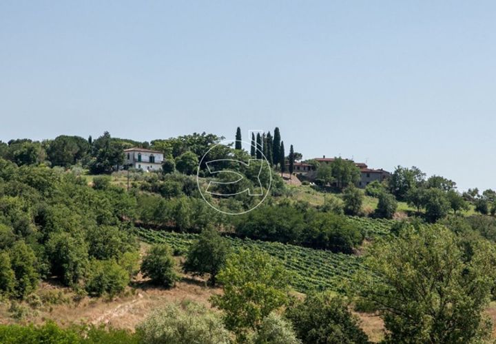 Villa i Bucine, Arezzo, Bucine - € 500.000 | Ref: DIC.5322 - foto 1