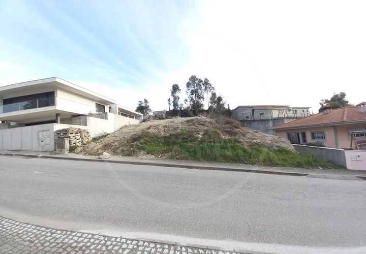 Helårsgrund i Fafe, Braga, Fafe - € 75.000 | Ref: Q578 - foto 1
