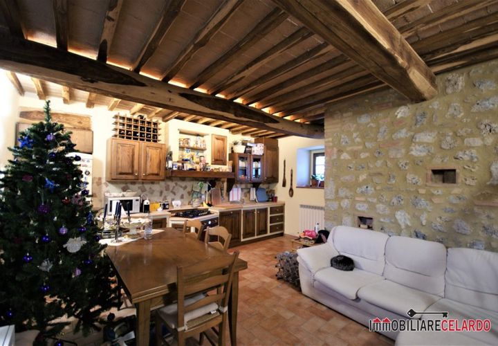 Herregård i Casole d'Elsa, Siena, Casole d'Elsa - € 220 000 | Ref: LUD-1180 - foto 1