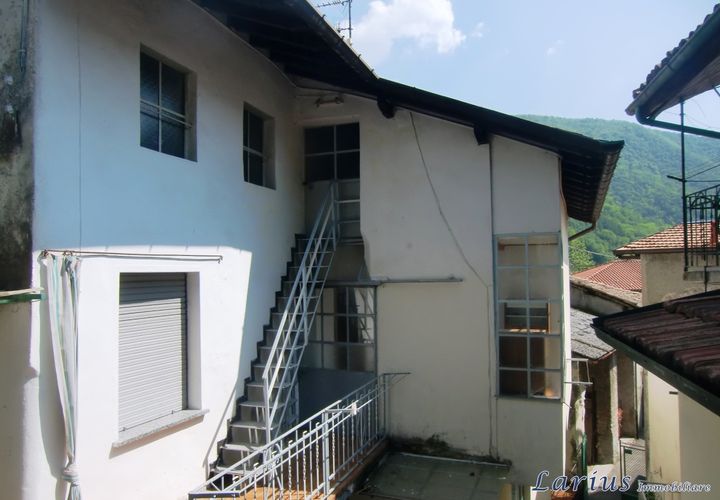 Villa a Valbrona, Como, Valbrona - € 49.000 | Ref: Val54b - foto 1
