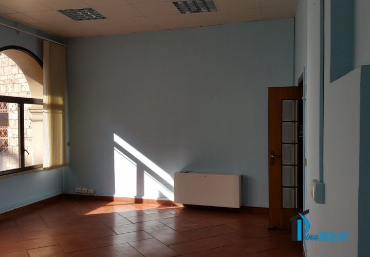L'establiment comercial a Terni, Terni, Terni - € 550/mes | Ref: HCN-1420 - foto 1