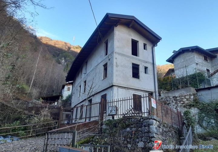 Villa a Cerveno, Brescia, Cerveno - € 49.000 | Ref: IMM.93 - foto 1