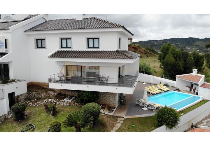 Villa i Setubal, Setubal, Setubal - € 1.750.000 | Ref: Pedra 15 /013 - foto 1