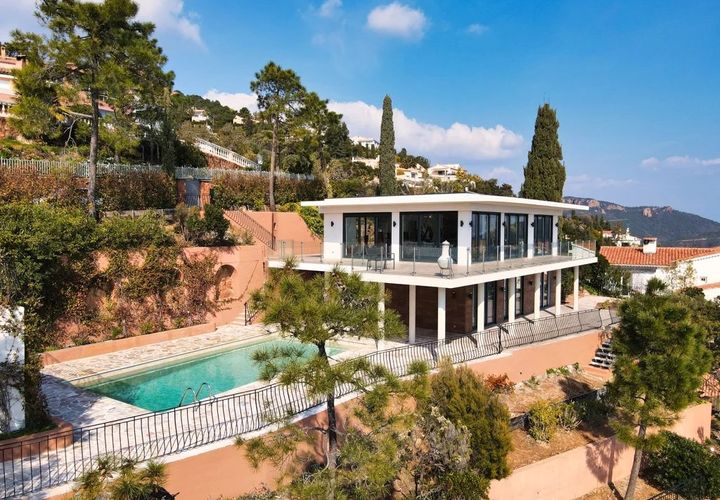 Villa i Saint-Raphael, Var, Saint-Raphael - € 2.940.000 | Ref: HH-14438951 - foto 1