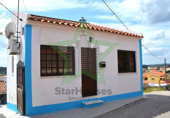Villa i Tomar, Santarem, Tomar - € 100.000 | Ref: Star_82/22 - foto 1