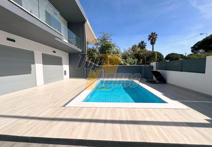 Byhus i Costa da Caparica, Setubal, Costa da Caparica - € 1.150.000 | Ref: THC9300 - foto 1