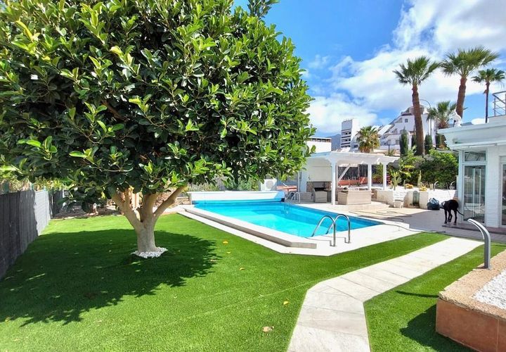 Villa i San Eugenio, Tenerife, San Eugenio - € 1.250.000 | Ref: CHA0057 - foto 1