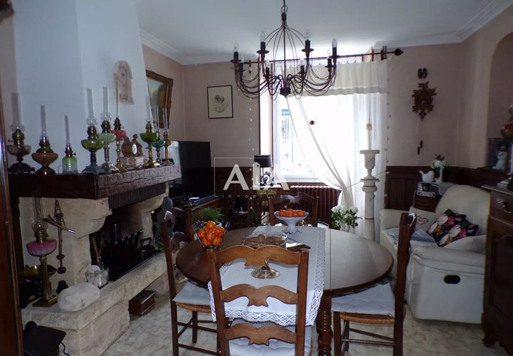 Villa i Ruffec, Charente, Ruffec - € 112.350 | Ref: 0870 - foto 1