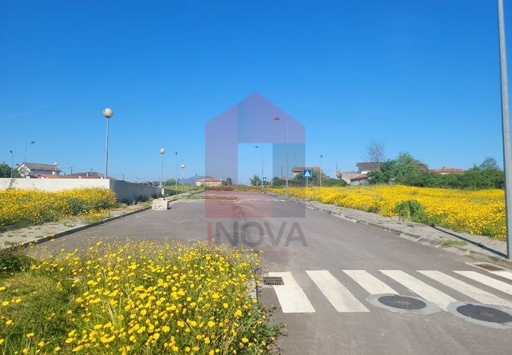Helårsgrund i Vila Verde, Braga, Vila Verde - € 50.000 | Ref: 07622 - foto 1