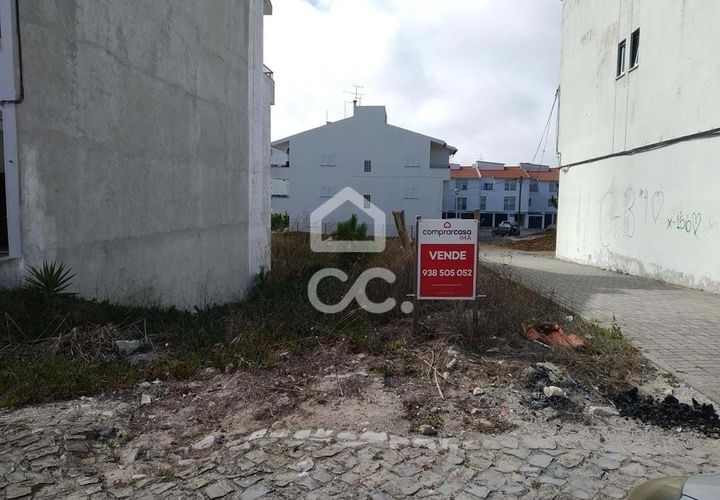 Helårsgrund i Nazare, Leiria, Nazare - € 130.000 | Ref: 235/T/01147 - foto 1