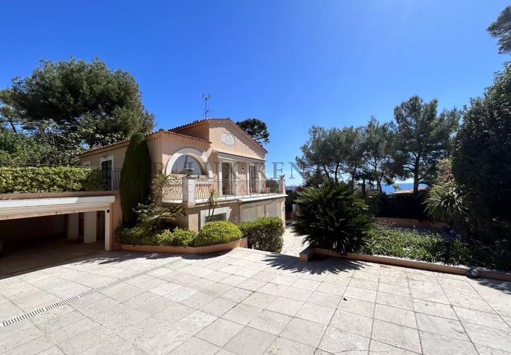 Villa i Antibes, Alpes-Maritimes, Antibes - € 3.500.000 | Ref: 6947991 - foto 1