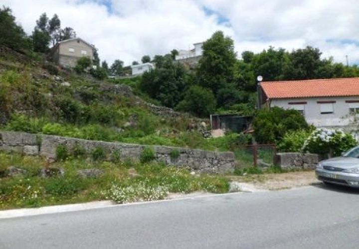 Helårsgrund i Arcos de Valdevez, Viana do Castelo, Arcos de Valdevez - € 30.000 | Ref: 1918 - foto 1