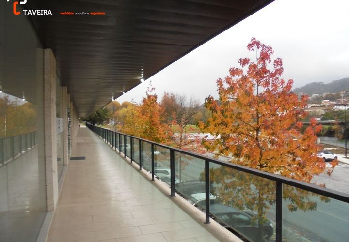 Erhvervsejendom i Arcos de Valdevez, Viana do Castelo, Arcos de Valdevez - € 94.000 | Ref: 2183 - foto 1