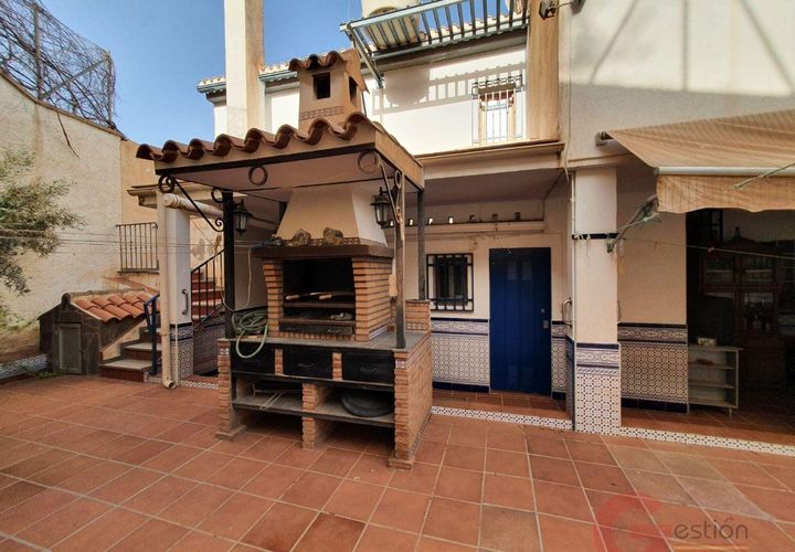 Villa a Orgiva, Granada, Orgiva - € 385.000 | Ref: J583 - foto 1