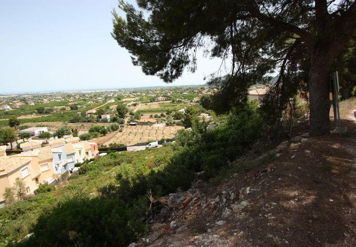 Helårsgrund i Pedreguer, Alicante, Pedreguer - € 130.000 | Ref: 02288 - foto 1