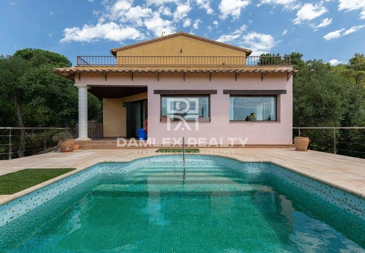 Villa i Lloret De Mar, Gerona, Lloret De Mar - € 410.000 | Ref: 73329 - foto 1