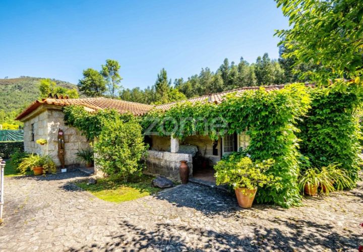 Villa i Arouca, Aveiro, Arouca - € 650.000 | Ref: ZMPT550792 - foto 1