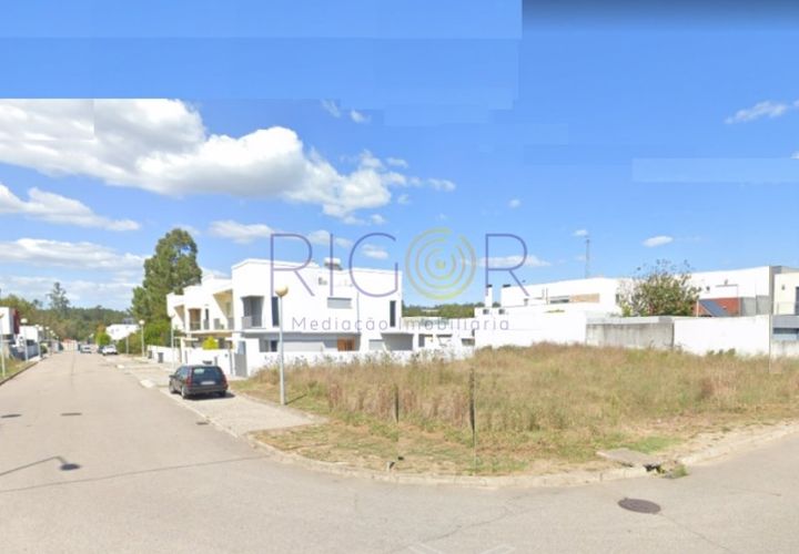 Helårsgrund i Maia, Porto, Maia - € 105.000 | Ref: FS3109 - foto 1
