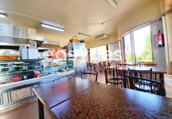 Erhvervsejendom i Amadora, Lisbon, Amadora - € 170.000 | Ref: LX88793 - foto 1