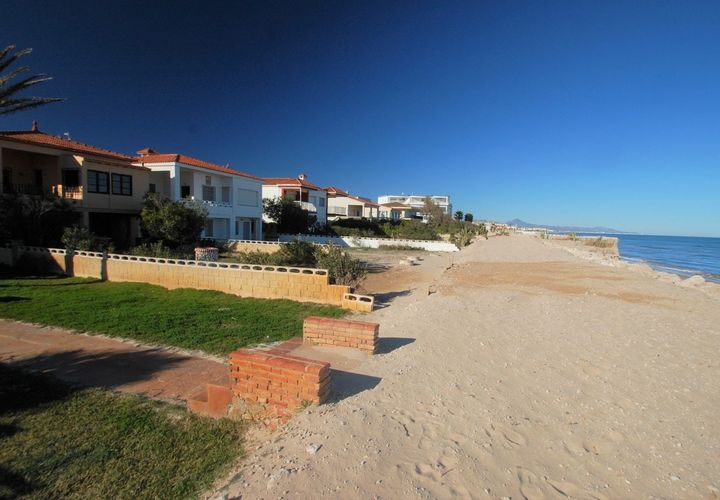 Villa a Denia, Alicante, Denia - € 610.000 | Ref: xf3299 - foto 1