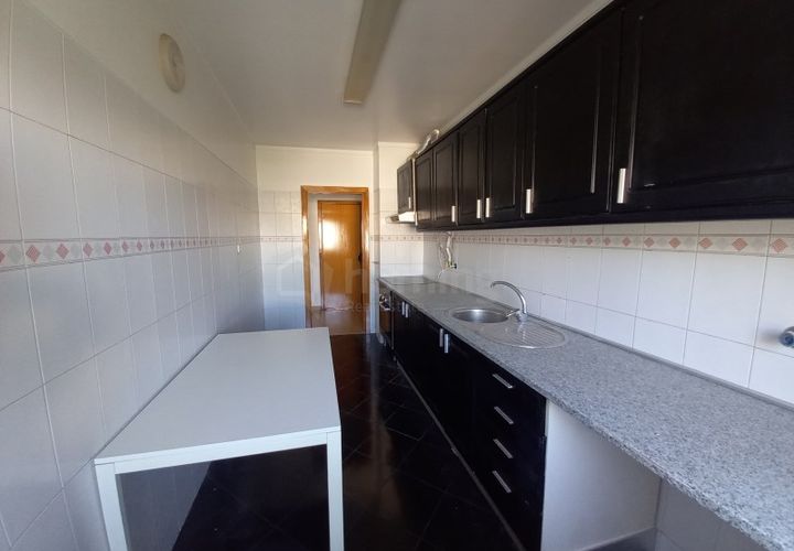 Lejlighed i Amadora, Lisbon, Amadora - € 220.000 | Ref: APA_1247 - foto 1