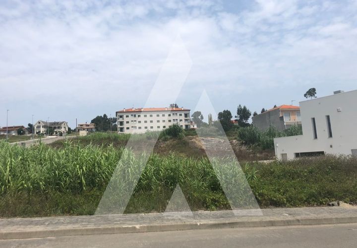 Helårsgrund i Oliveira do Bairro, Aveiro, Oliveira do Bairro - € 59.000 | Ref: 1050936/22 OB - foto 1