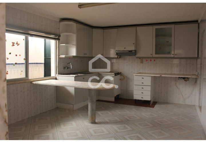 Villa i Coimbra, Coimbra, Coimbra - € 230.000 | Ref: 385/M/00373 - foto 1