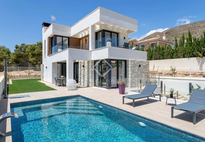 Villa i Finestrat, Alicante, Finestrat - € 799.000 | Ref: ALT36374 - foto 1