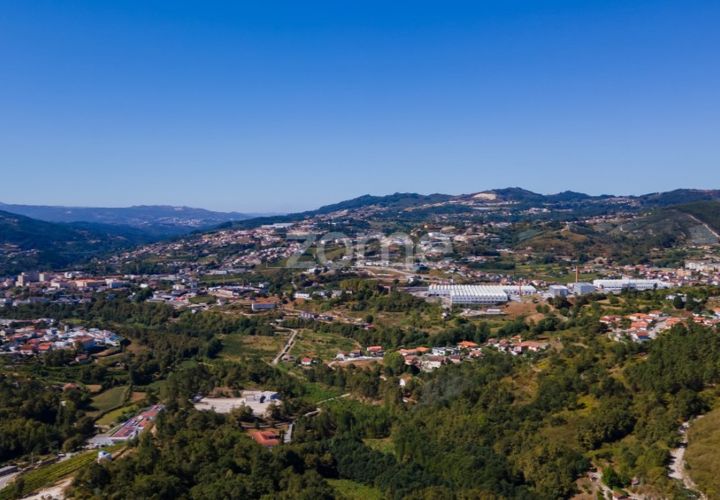 Helårsgrund i Amarante, Porto, Amarante - € 6.900 | Ref: ZMPT552160 - foto 1