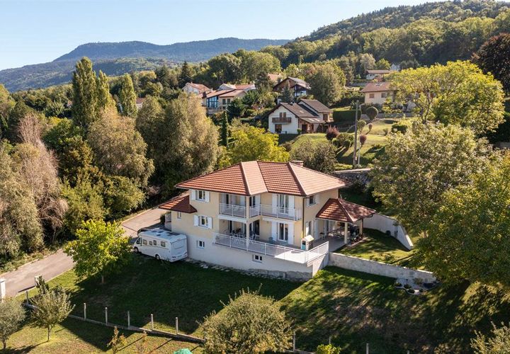 Villa i Cranves-Sales, Haute-Savoie, Cranves-Sales - € 995.000 | Ref: HH-14683900 - foto 1