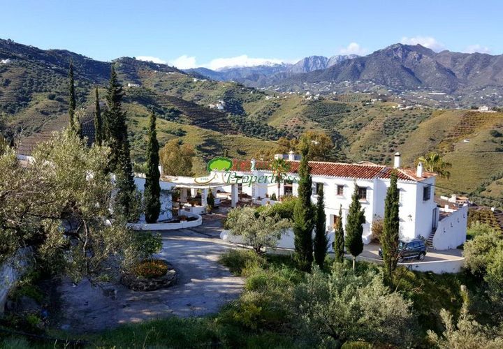 Erhvervsejendom i Torrox, Malaga, Torrox - € 880.000 | Ref: 7456 - foto 1